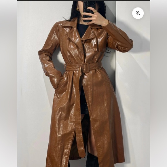 🐪🤎DONATED Misssguided Vegan Croc Pattern Trench Coat. Well made item - Picture 5 of 6